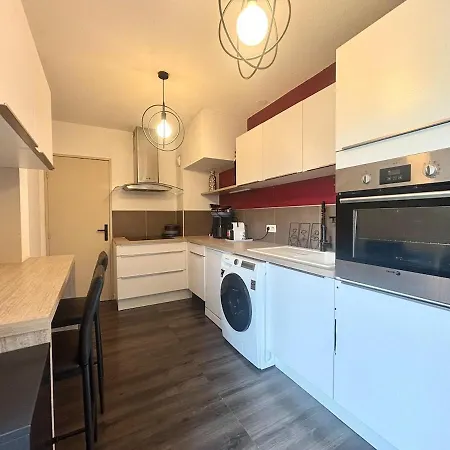 T3 Lumineux - Terrasse- Proche Des Grands Buffets Apartman