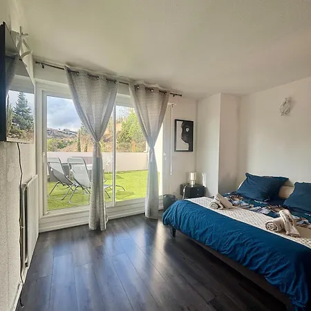 Apartman T3 Lumineux - Terrasse- Proche Des Grands Buffets